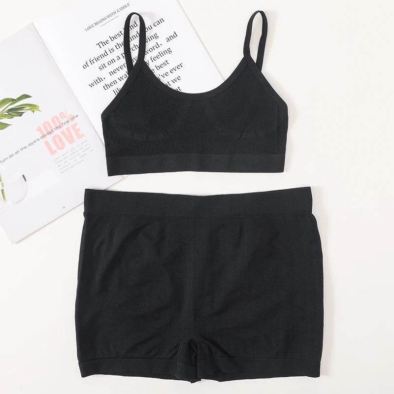 Bravellea Seamless Sports Bra & Shorts Set - V-Neck Unlined Athletic Lingerie.