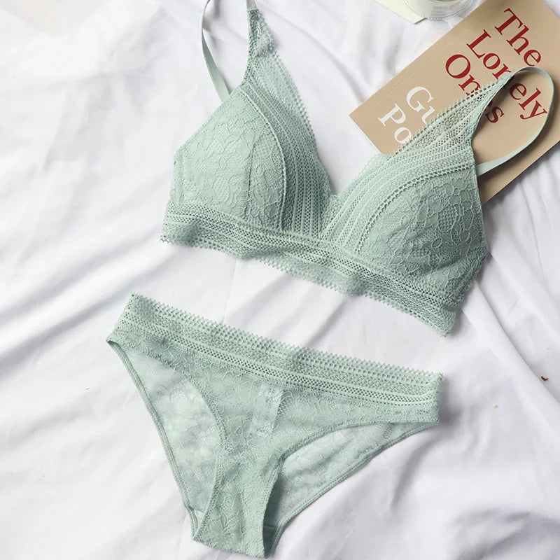 Bravellea French Triangle Cup Set - Wireless Ultra-Thin Lace Bra & Panty