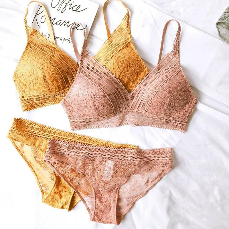 Bravellea French Triangle Cup Set - Wireless Ultra-Thin Lace Bra & Panty