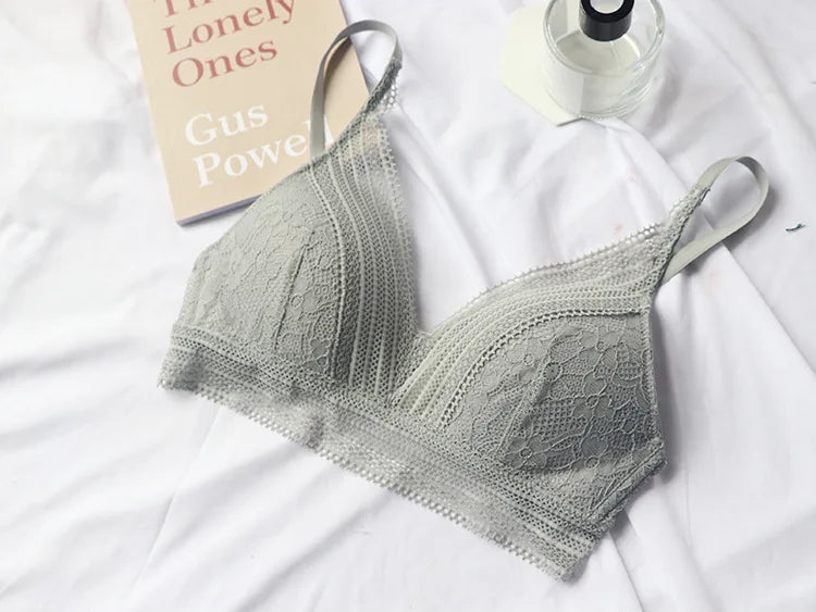 Bravellea French Triangle Cup Set - Wireless Ultra-Thin Lace Bra & Panty