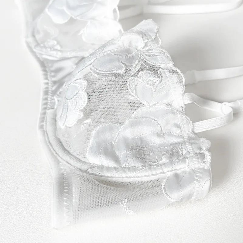Bravellea French Rose Embroidery Set - Ultra-Thin Lace Bra & Panty