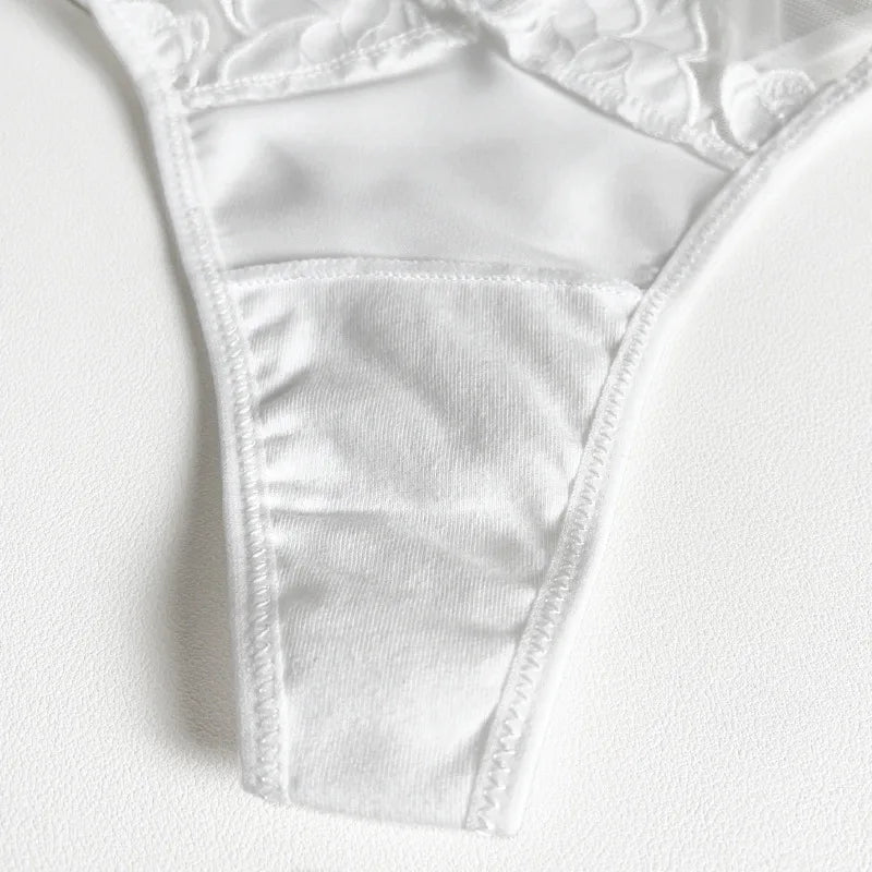 Bravellea French Rose Embroidery Set - Ultra-Thin Lace Bra & Panty