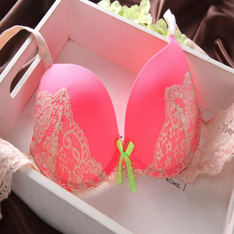 Bravellea Sexy Lace Bra Set - Deep Cleavage Push-Up Underwired Lingerie.